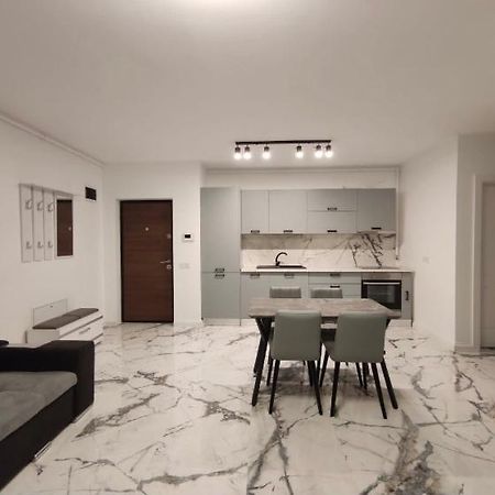 Apartament Vivo Apartman Floreşti Kültér fotó